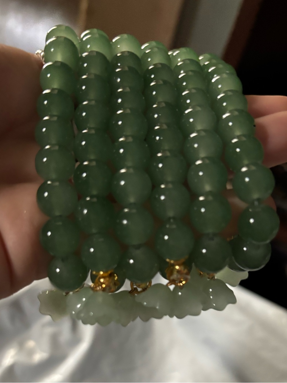 Green Jade Beaded Bracelet with Pale Jade Flower Charms!! - Picture 5 of 6